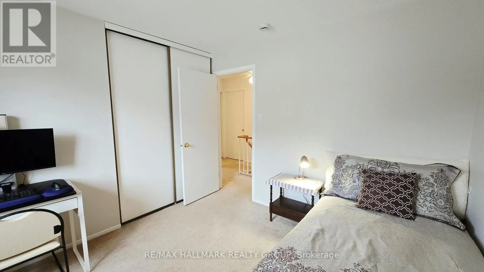40 HUNTSMAN CRESCENT
