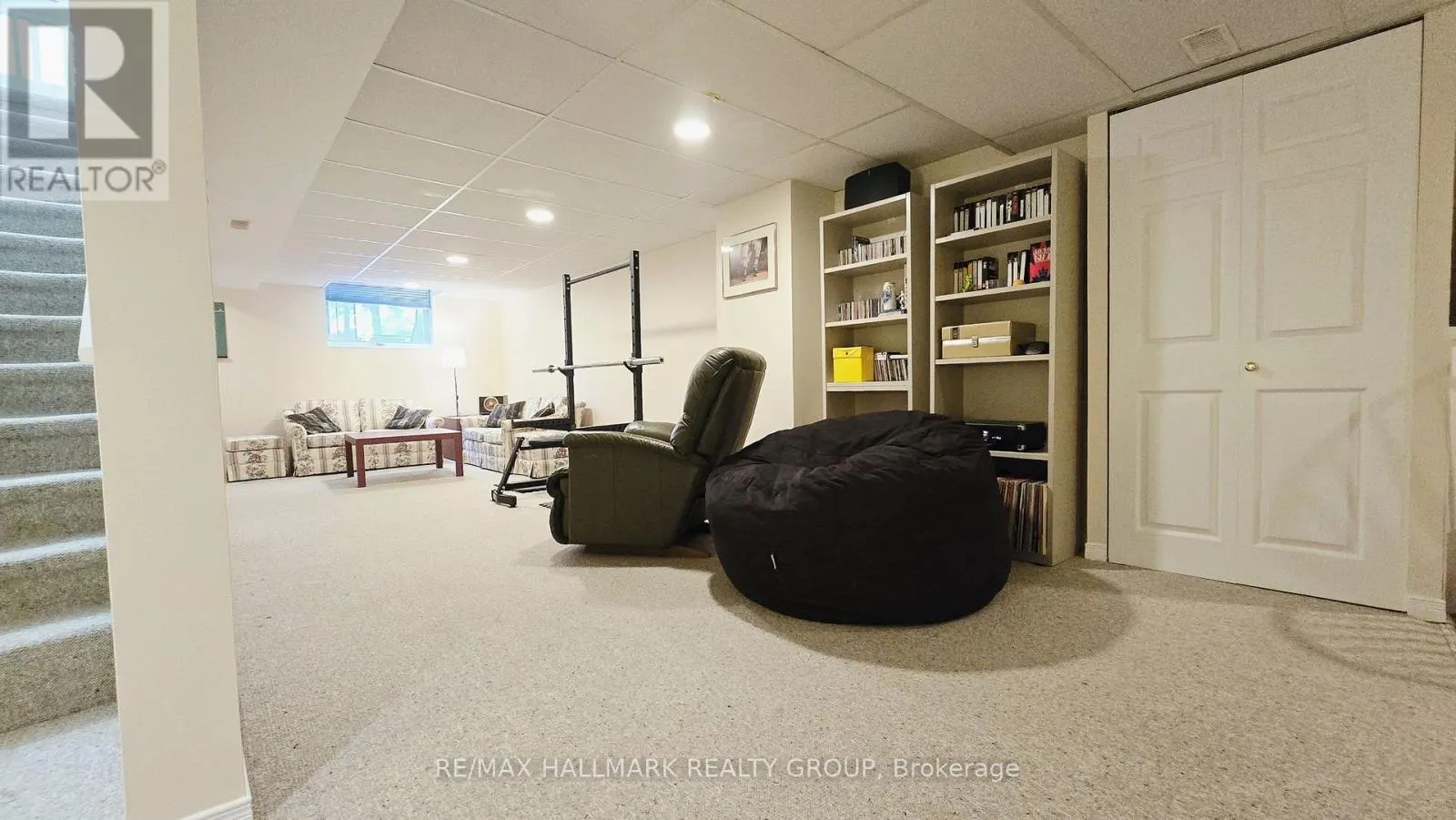 40 HUNTSMAN CRESCENT