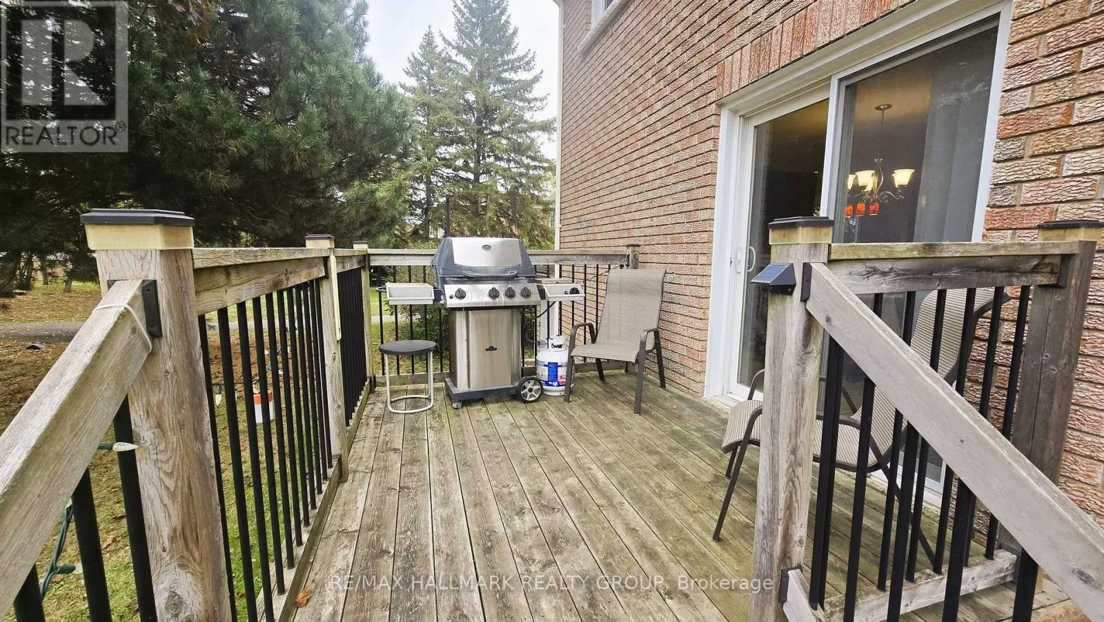 40 HUNTSMAN CRESCENT