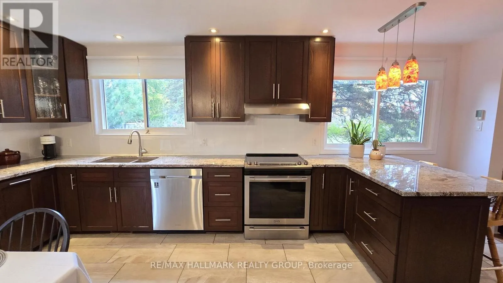 40 HUNTSMAN CRESCENT