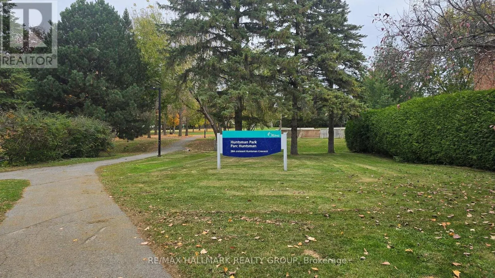 40 HUNTSMAN CRESCENT