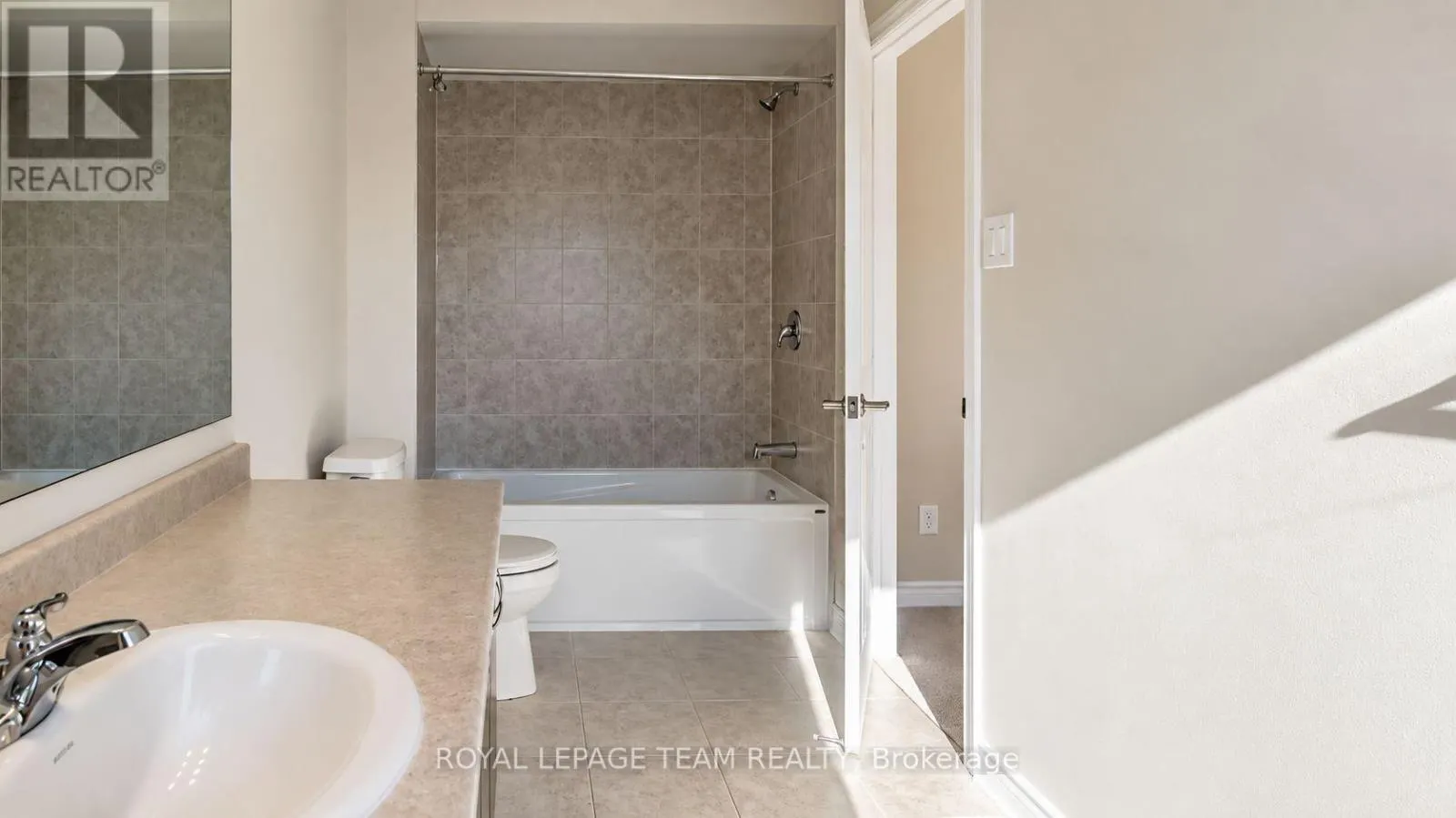 268 ATIMA CIRCLE