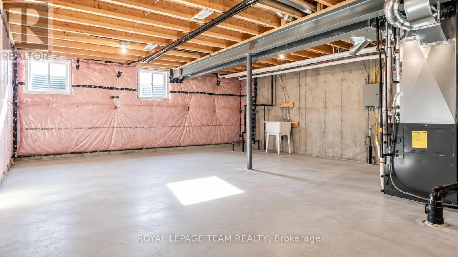 268 ATIMA CIRCLE