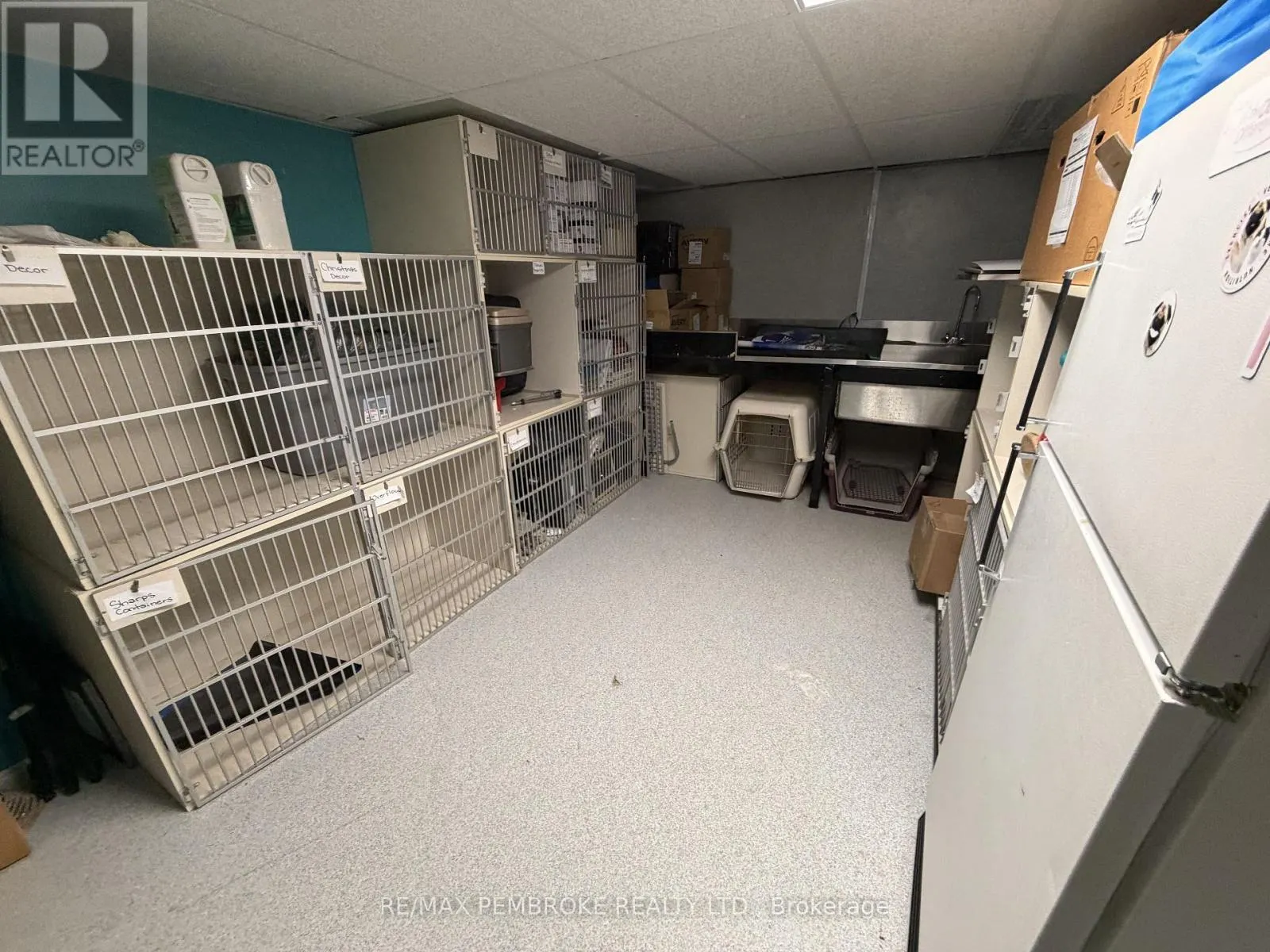 3261 PETAWAWA BOULEVARD