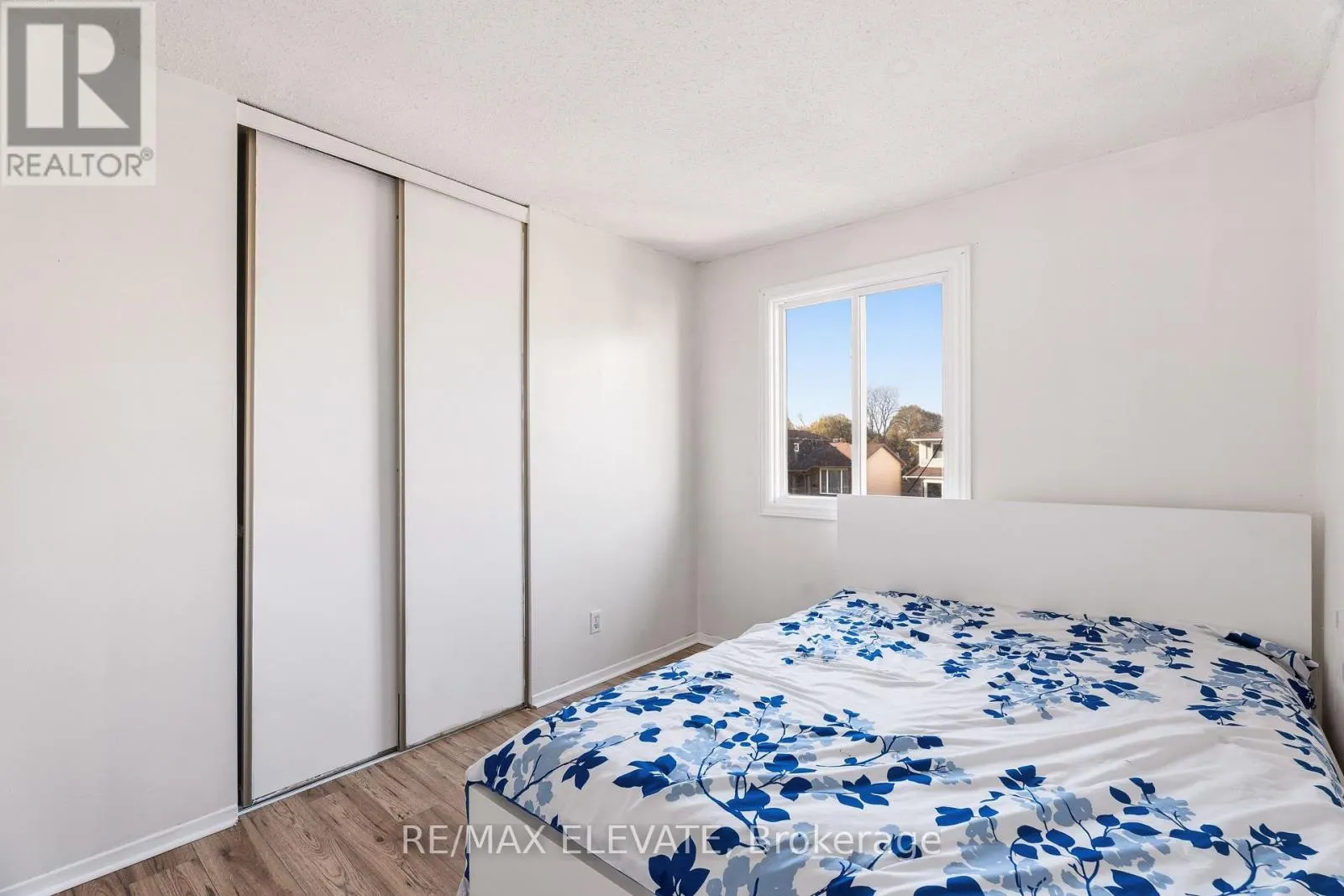 6104 VINEYARD DRIVE