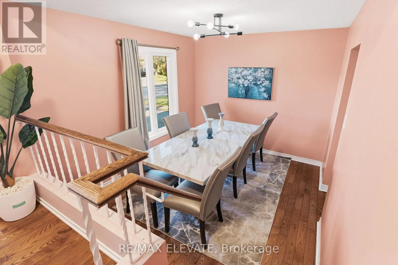 6104 VINEYARD DRIVE