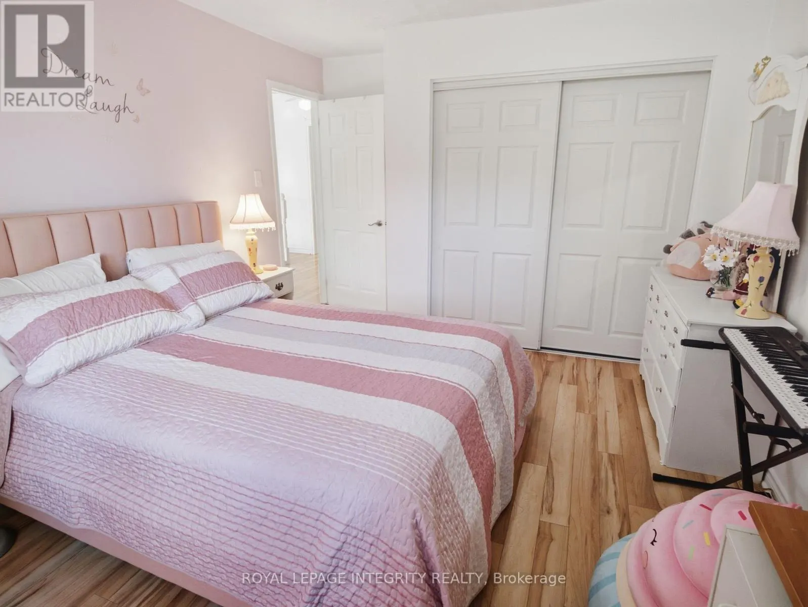 1 GINGRAS COURT