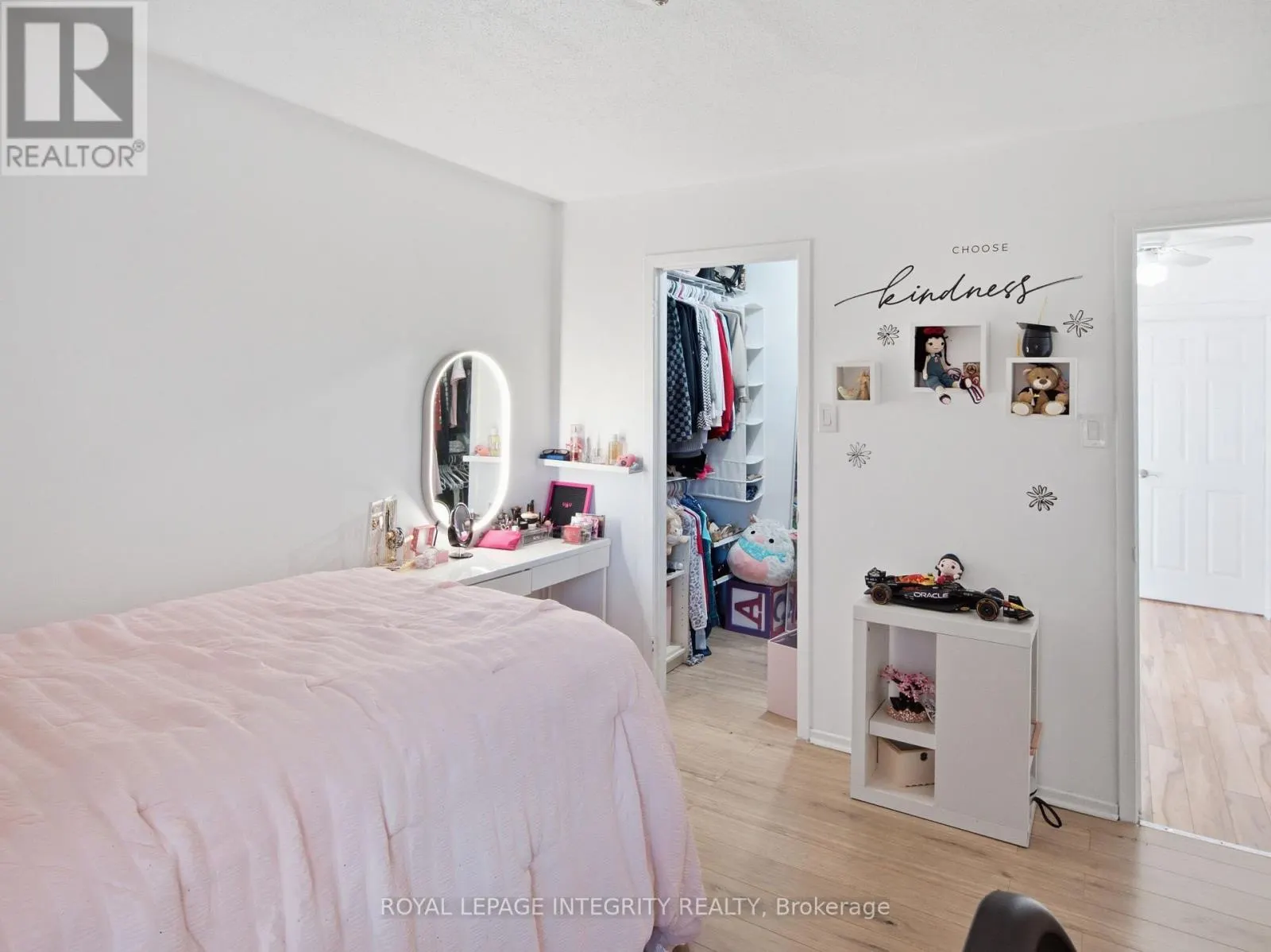 1 GINGRAS COURT