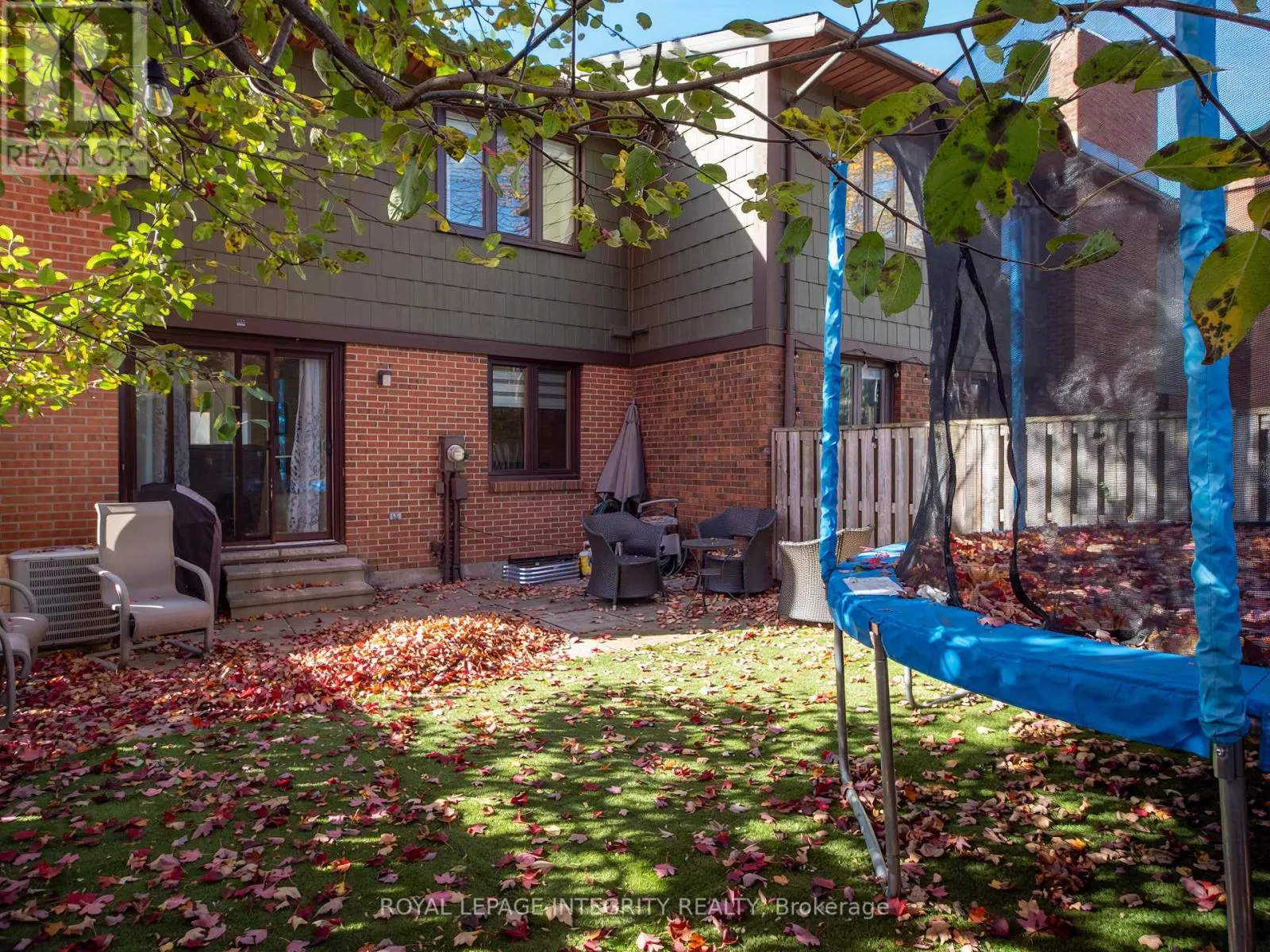 1 GINGRAS COURT