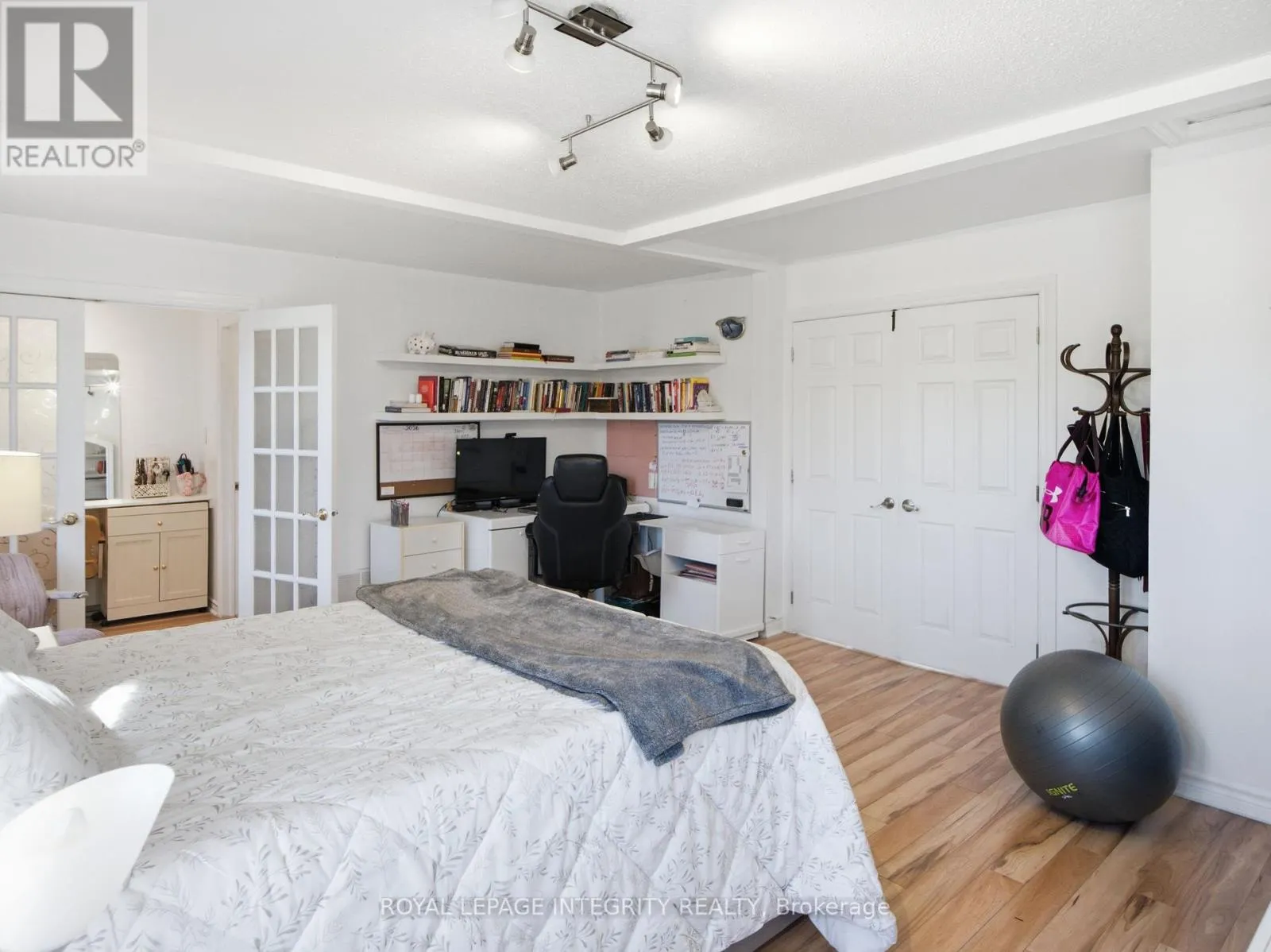1 GINGRAS COURT