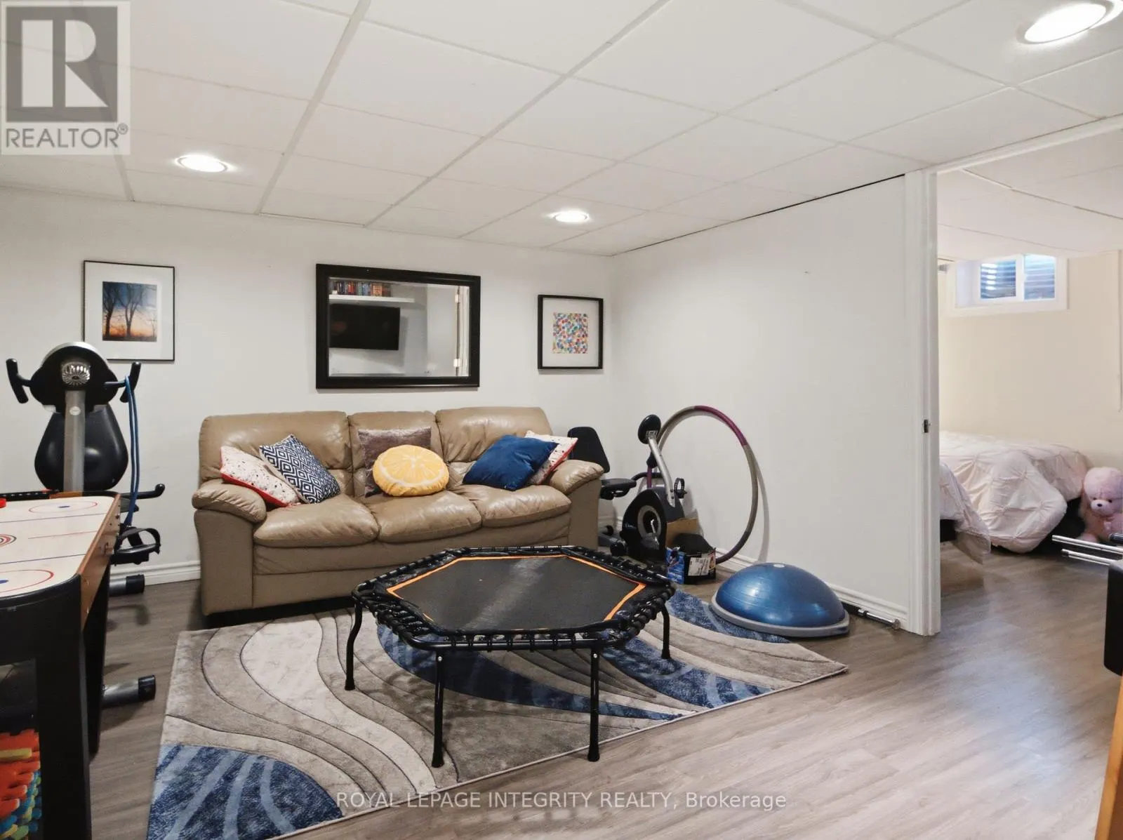 1 GINGRAS COURT
