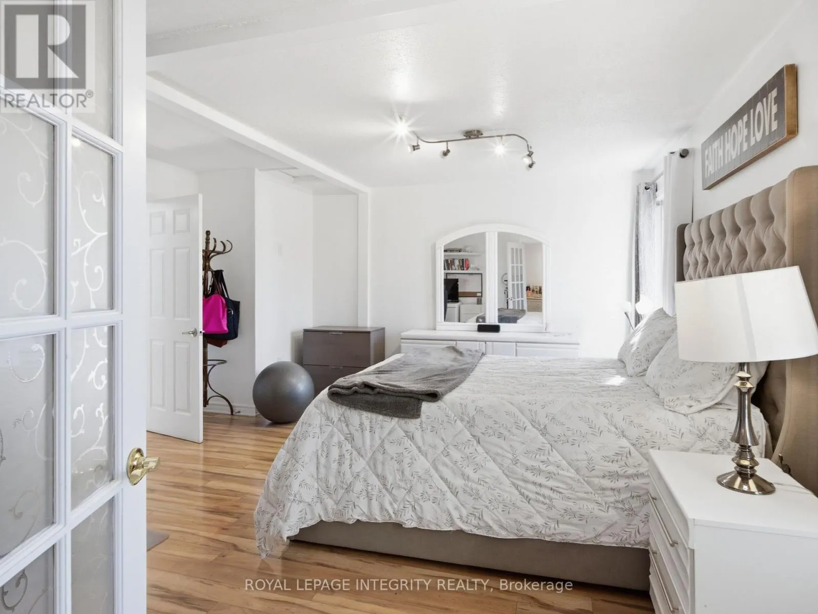 1 GINGRAS COURT