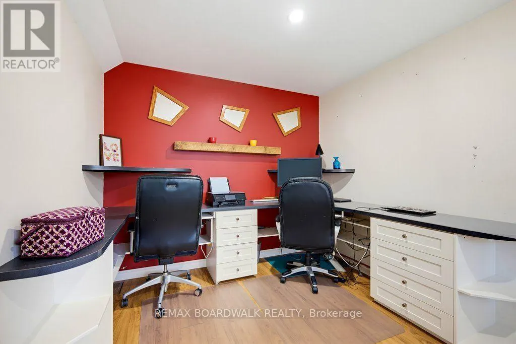 29 SOUTHPARK DRIVE