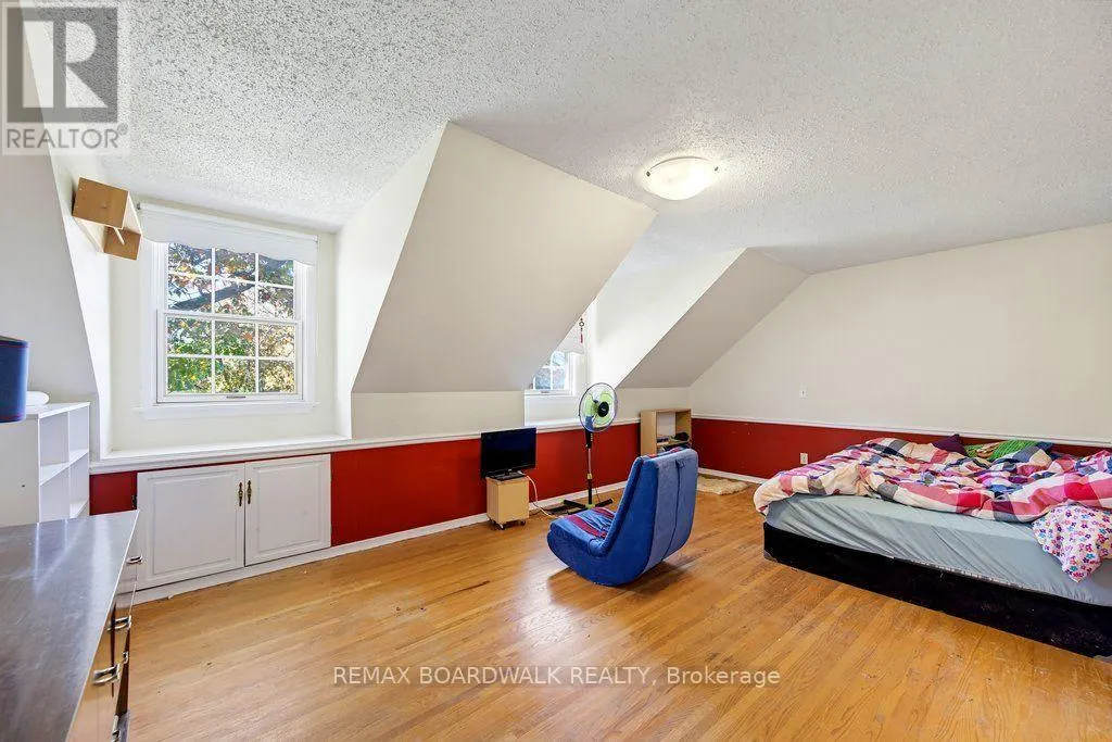 29 SOUTHPARK DRIVE