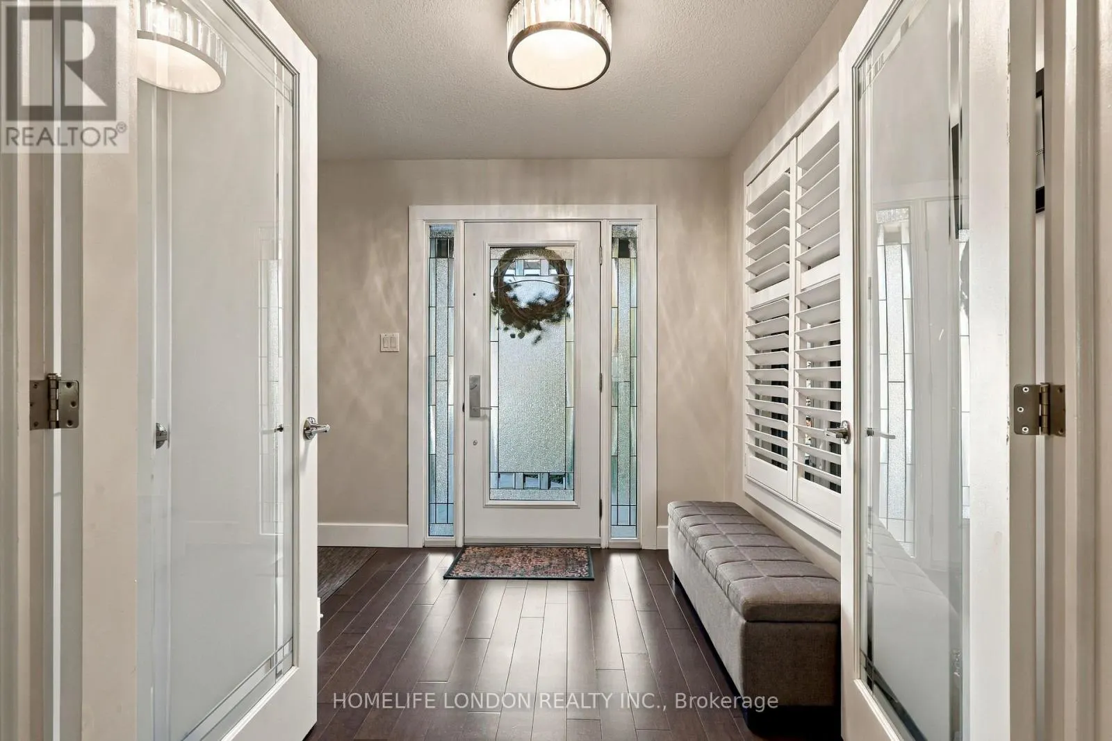 2195 THORNICROFT CRESCENT E