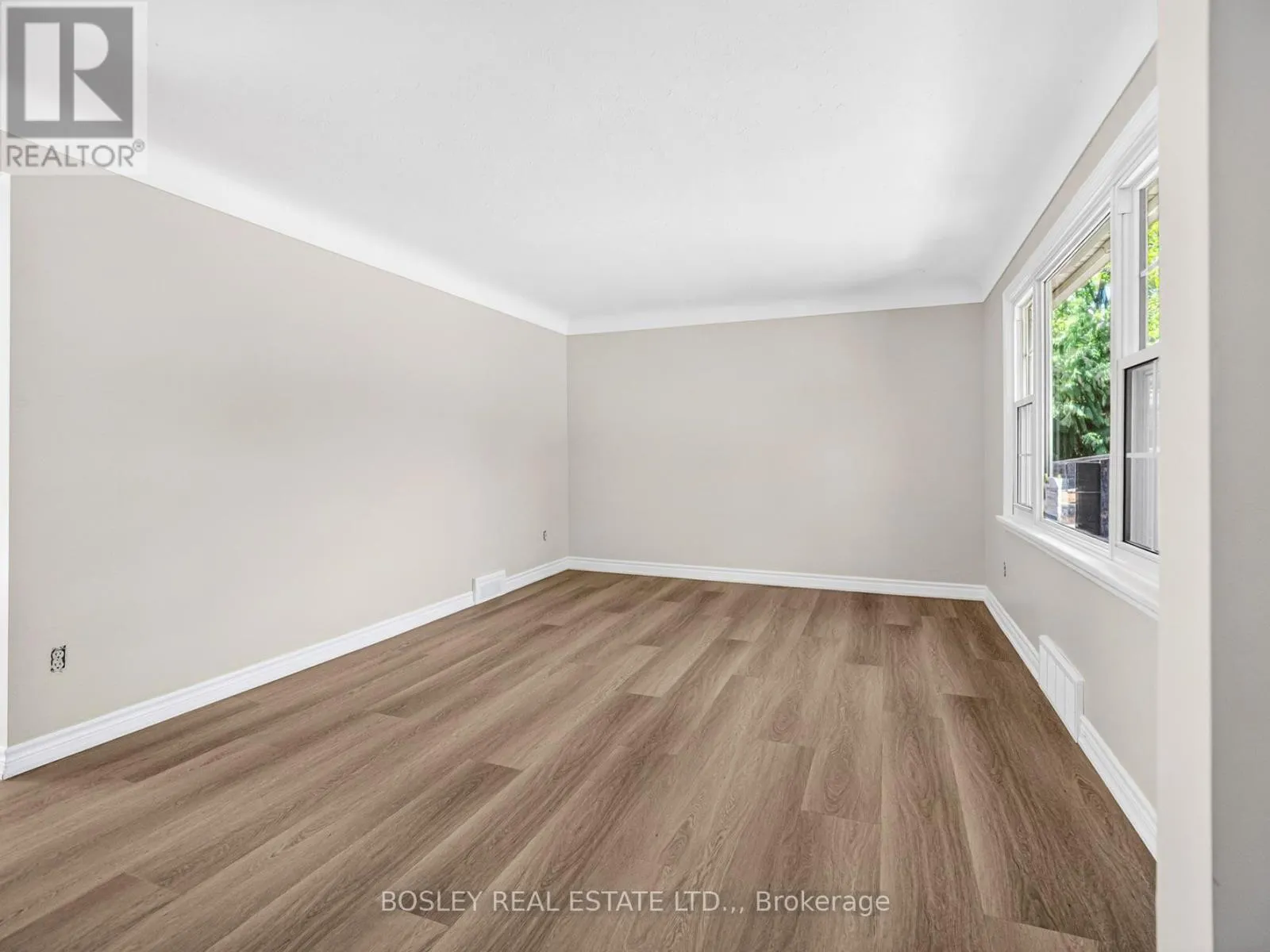 8 PEARCE AVENUE