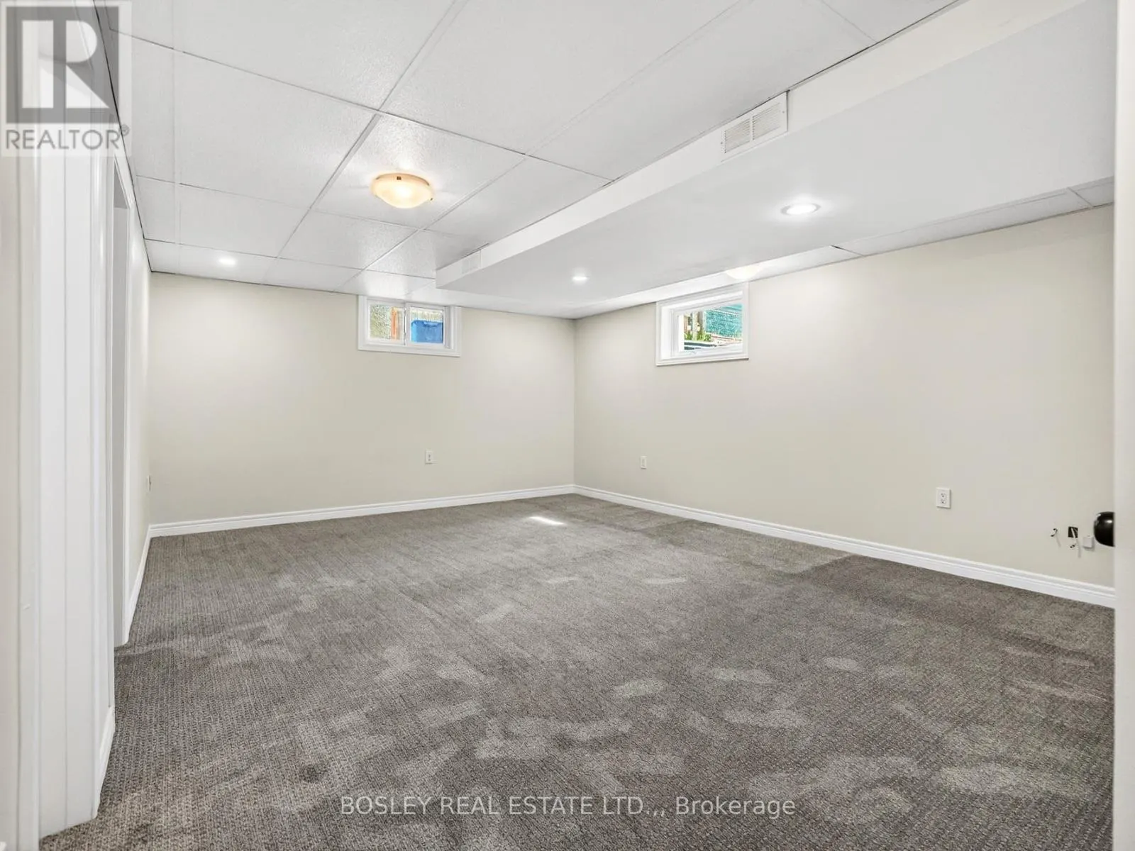 8 PEARCE AVENUE