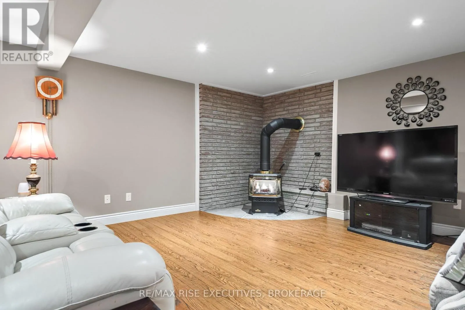 256 PALMER ROAD