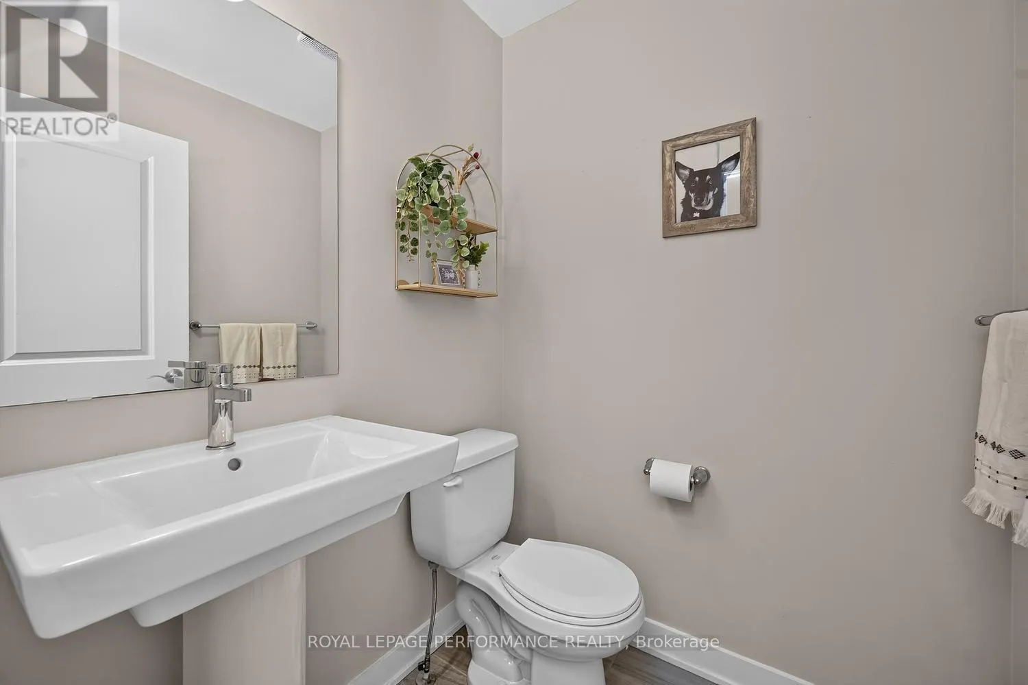 1016 KIJIK CRESCENT