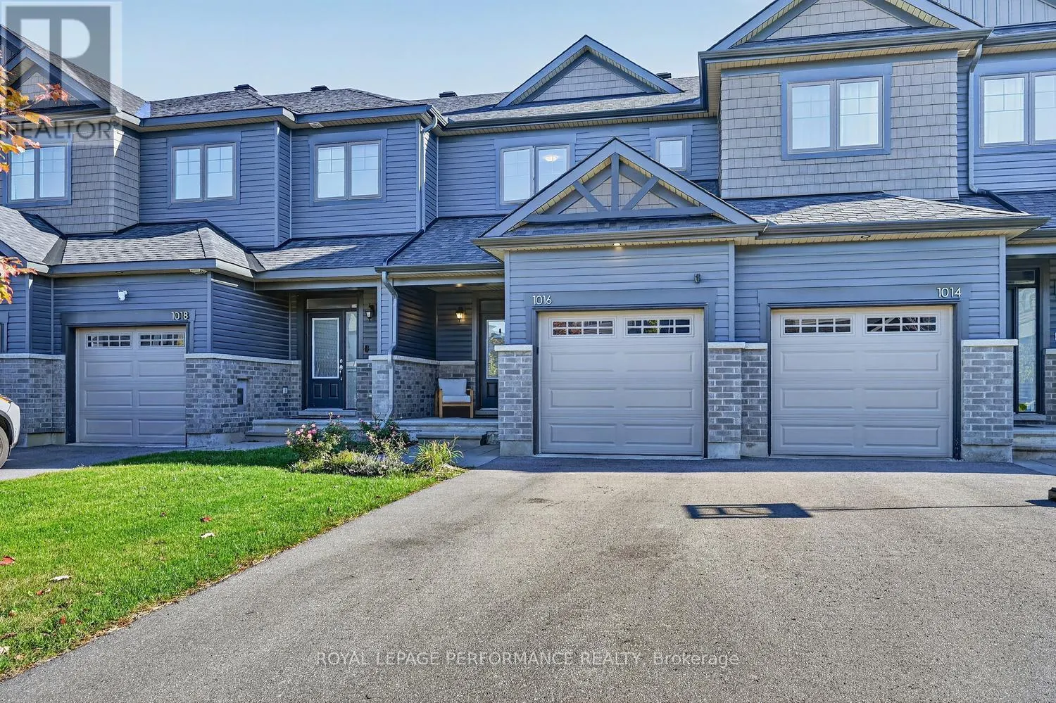 1016 KIJIK CRESCENT