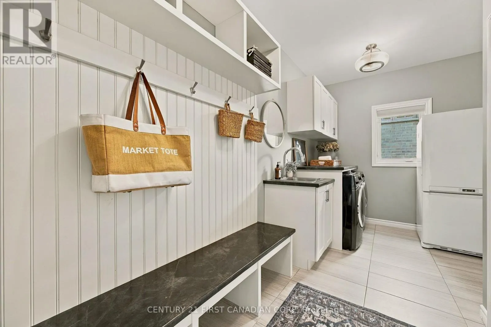 1935 CANVAS WAY