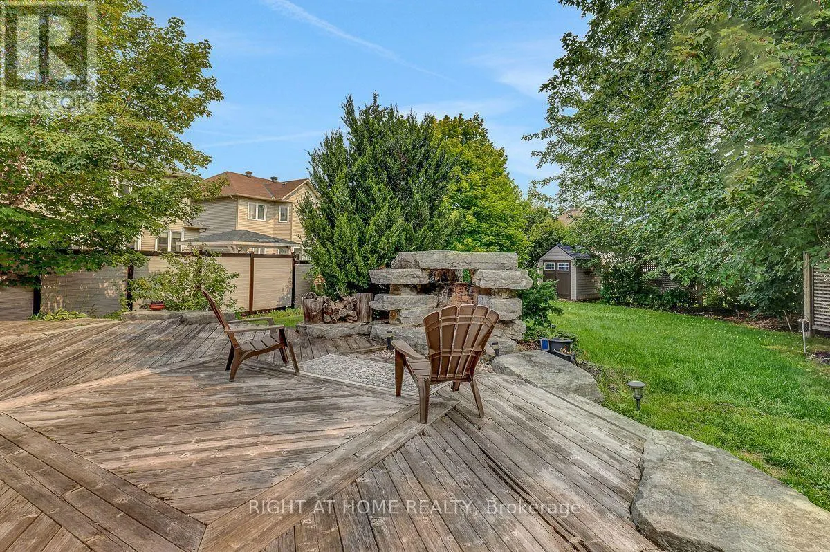 514 LANDSWOOD WAY