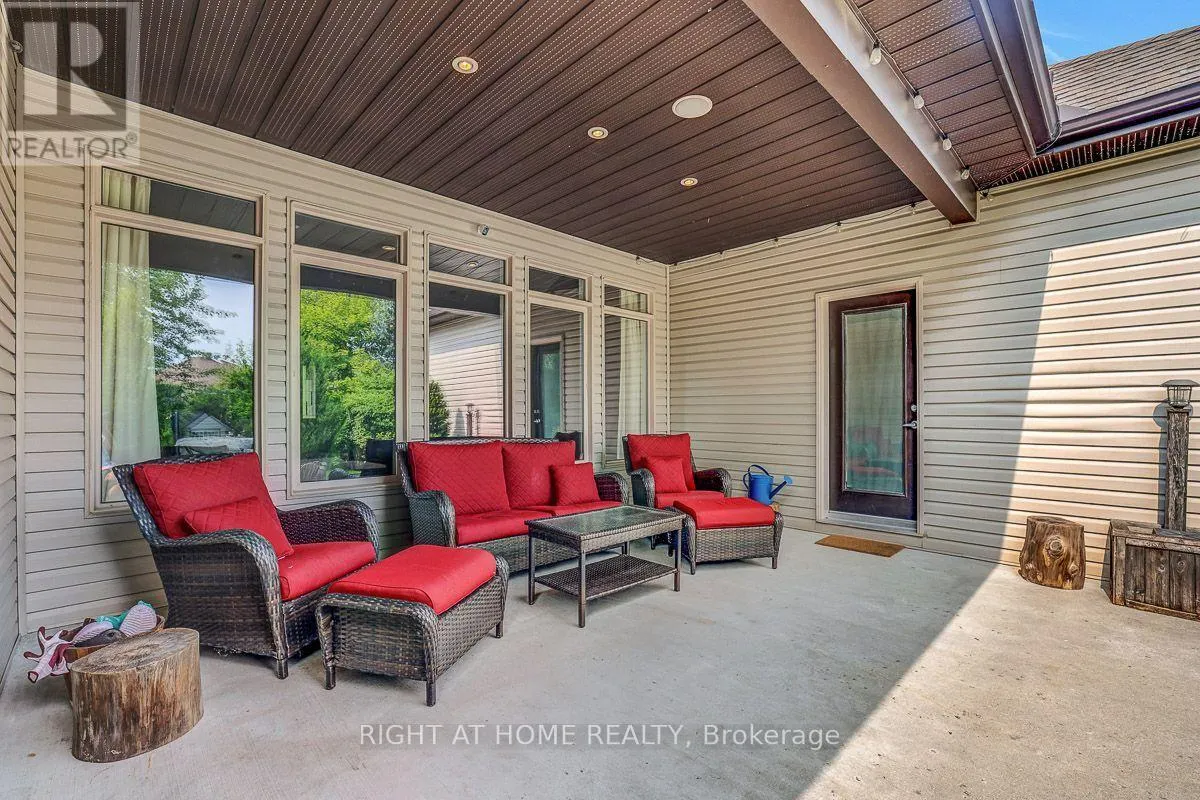 514 LANDSWOOD WAY