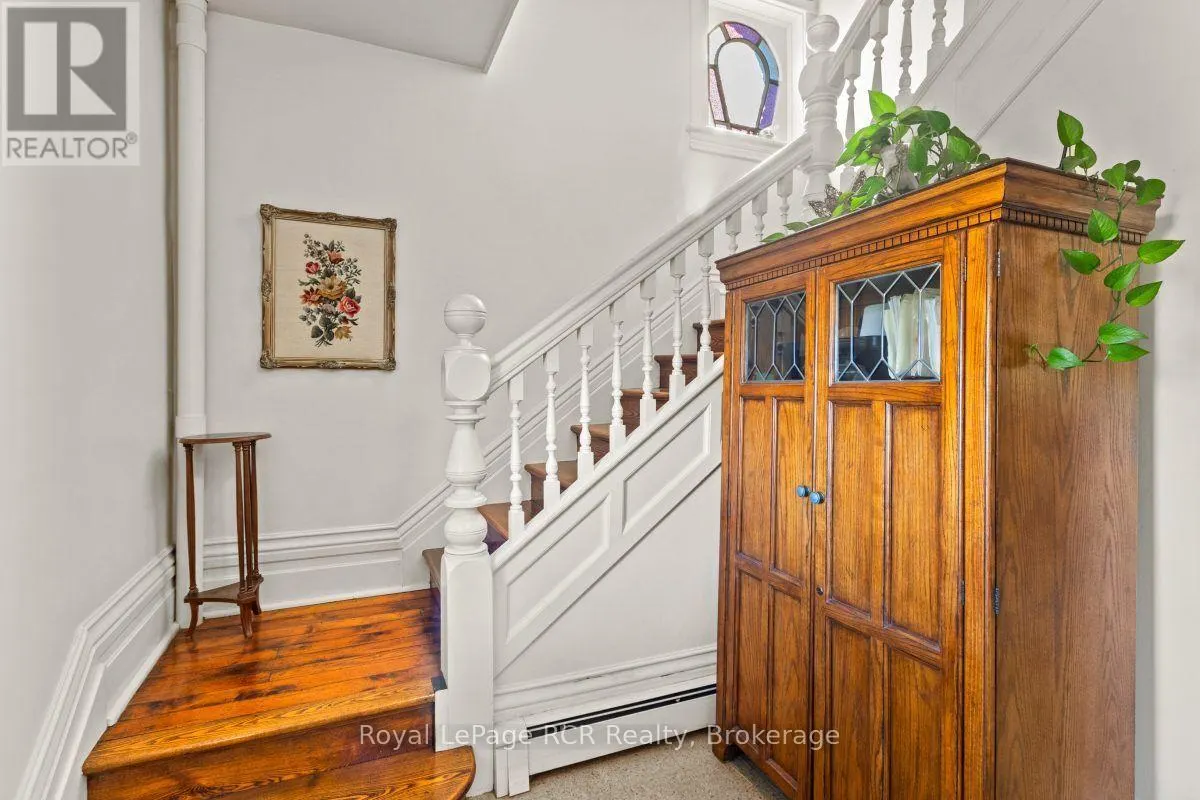 235 CONCESSION 8 ROAD W