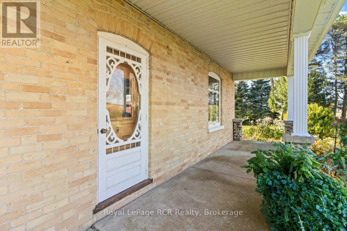 235 CONCESSION 8 ROAD W
