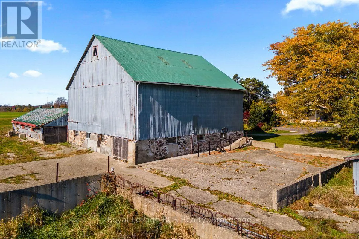 235 CONCESSION 8 ROAD W