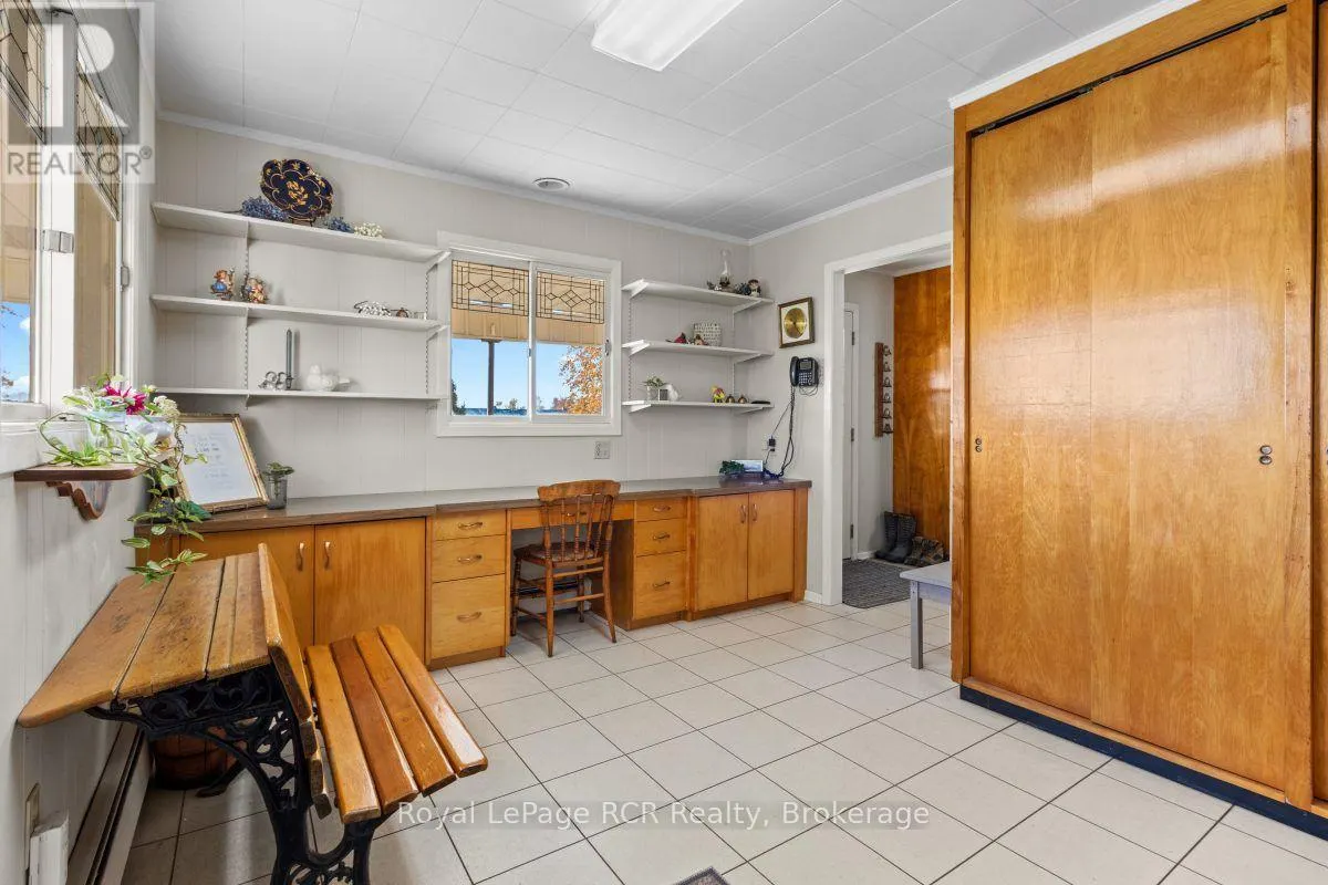 235 CONCESSION 8 ROAD W
