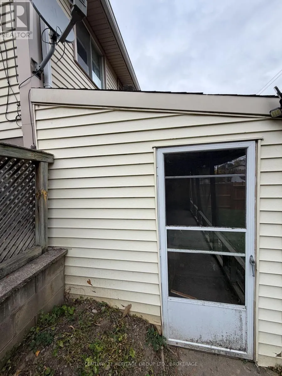 150 DAUPHIN AVENUE