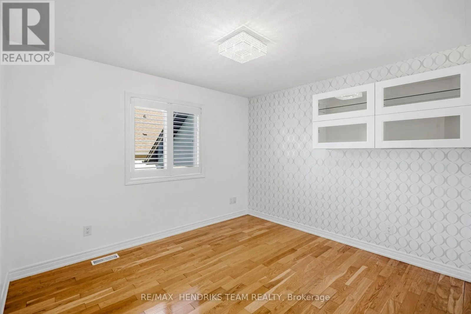17 FIRST STREET LOUTH