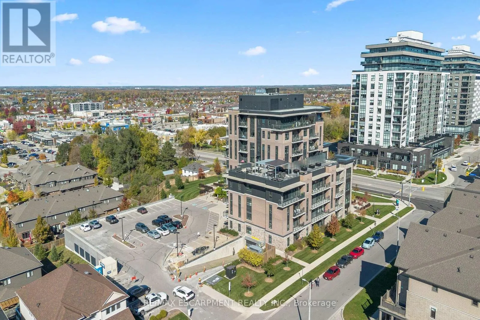 111 - 332 GOSLING GARDENS