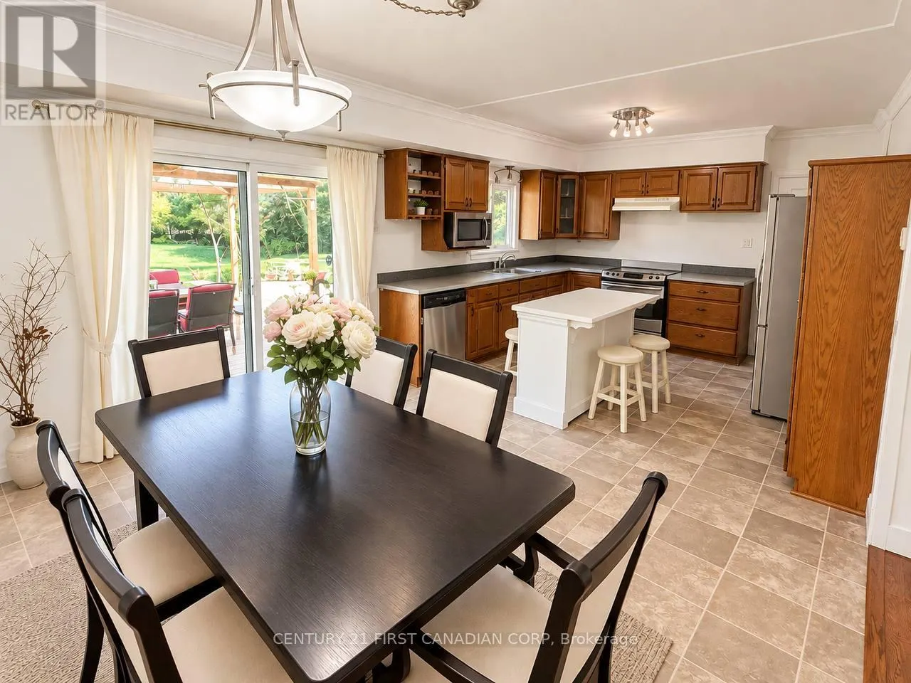 509 REGAL COURT
