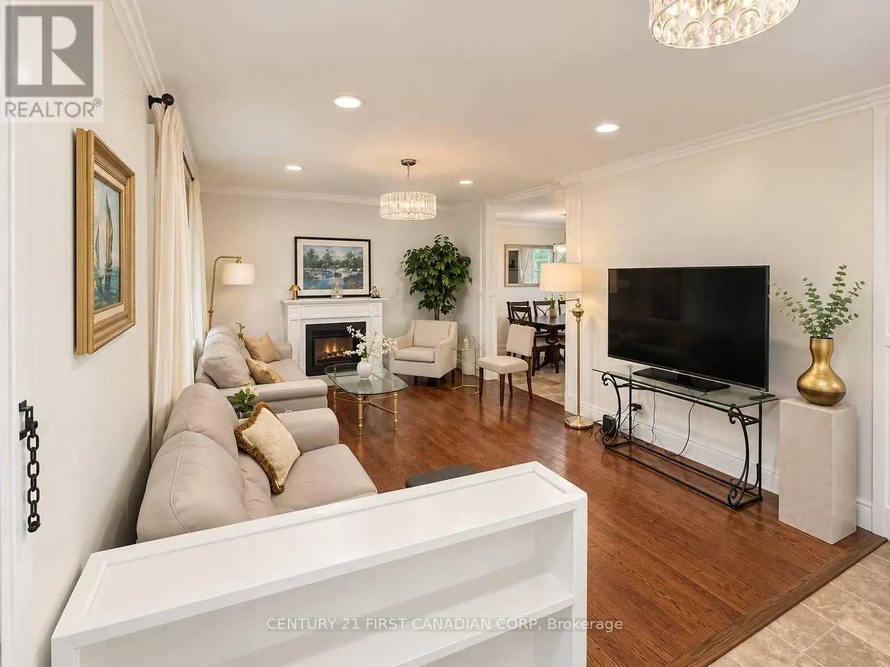 509 REGAL COURT