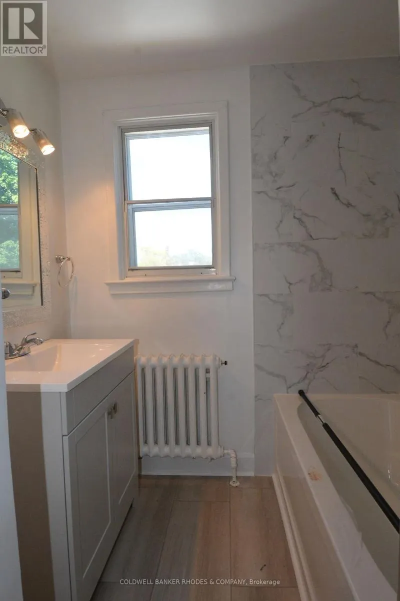 177 ST LAURENT BOULEVARD