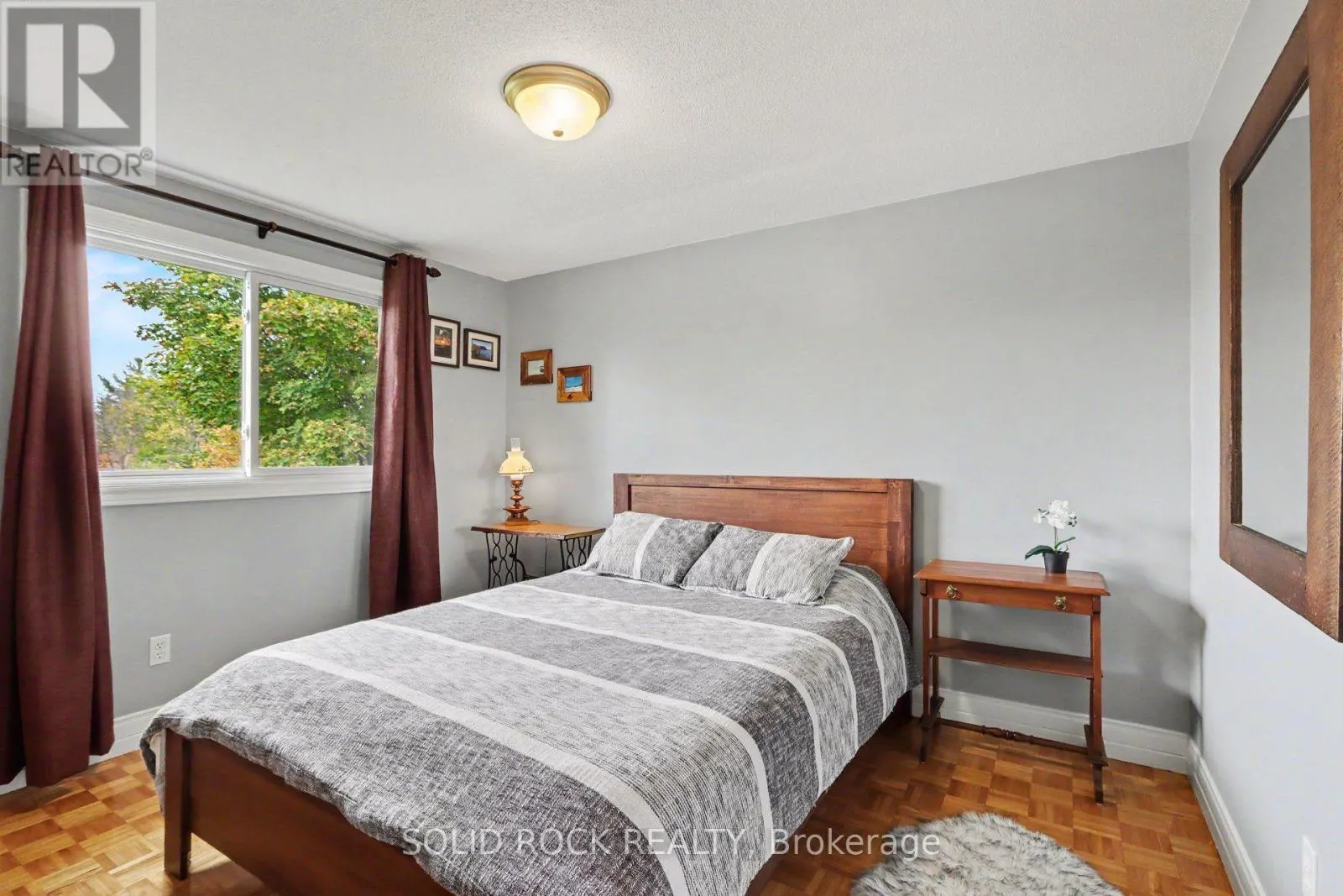 9 OWLSHEAD ROAD