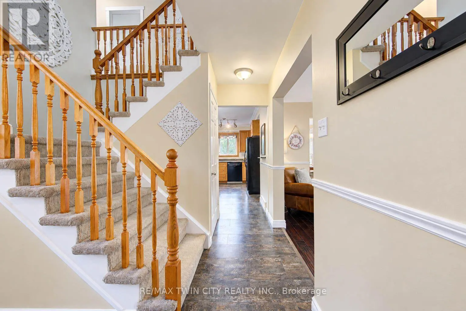 63 WINDING WAY