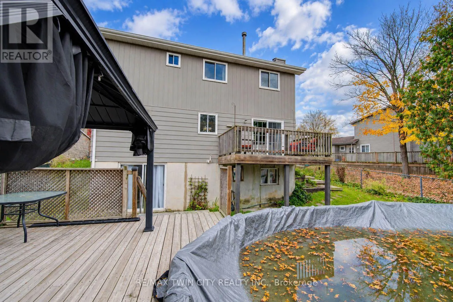63 WINDING WAY