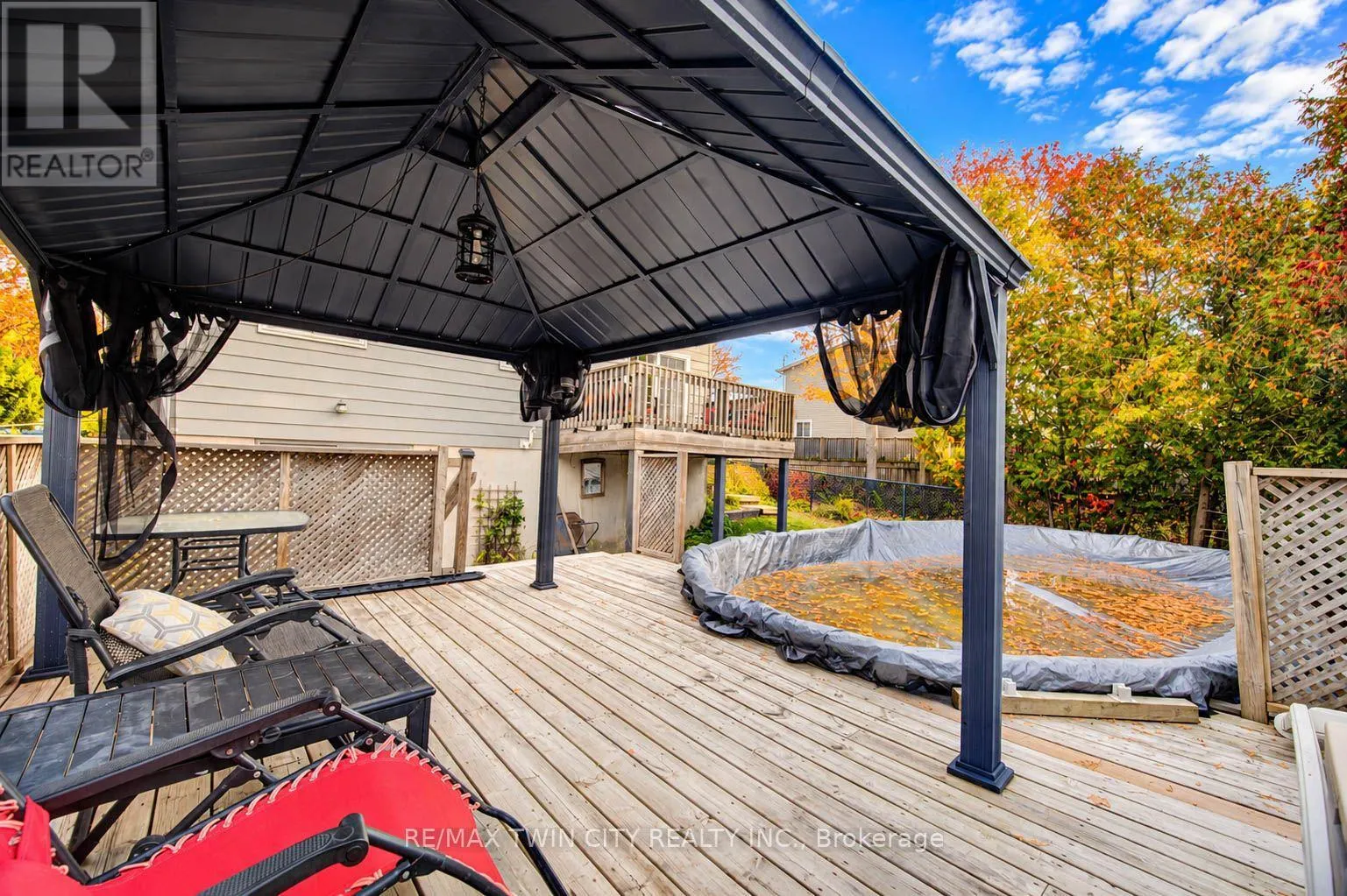 63 WINDING WAY