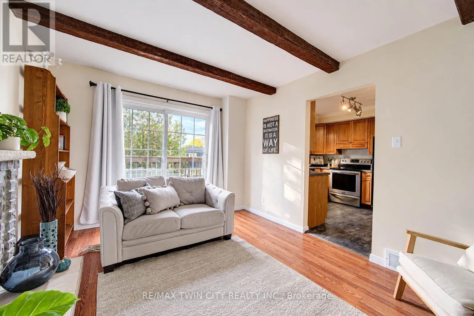 63 WINDING WAY