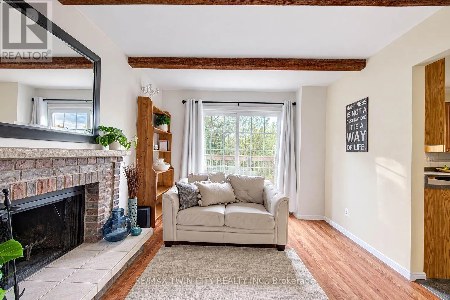 63 WINDING WAY