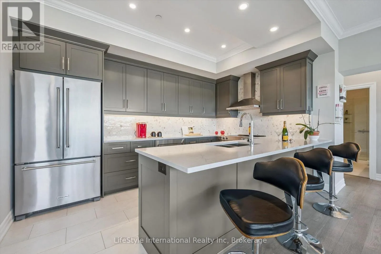 1402 - 1880 GORDON STREET #1402