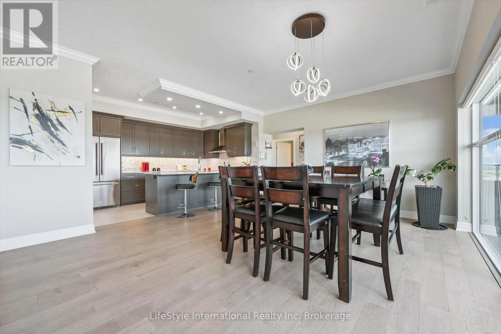1402 - 1880 GORDON STREET #1402