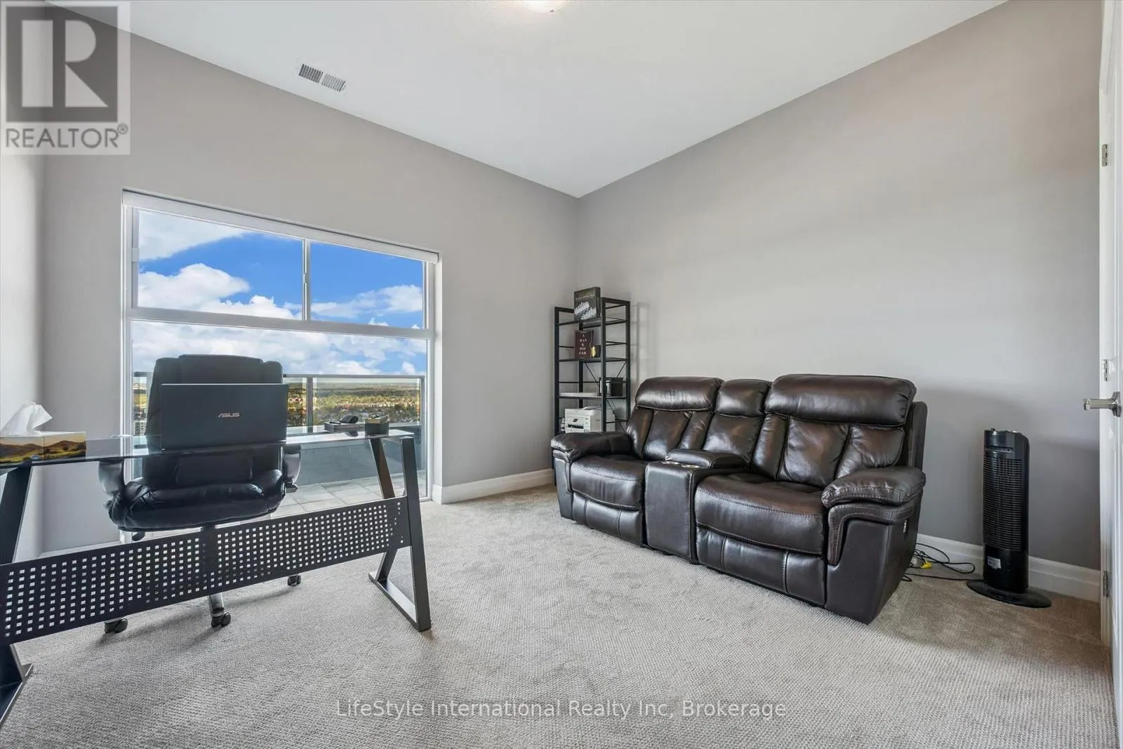 1402 - 1880 GORDON STREET #1402