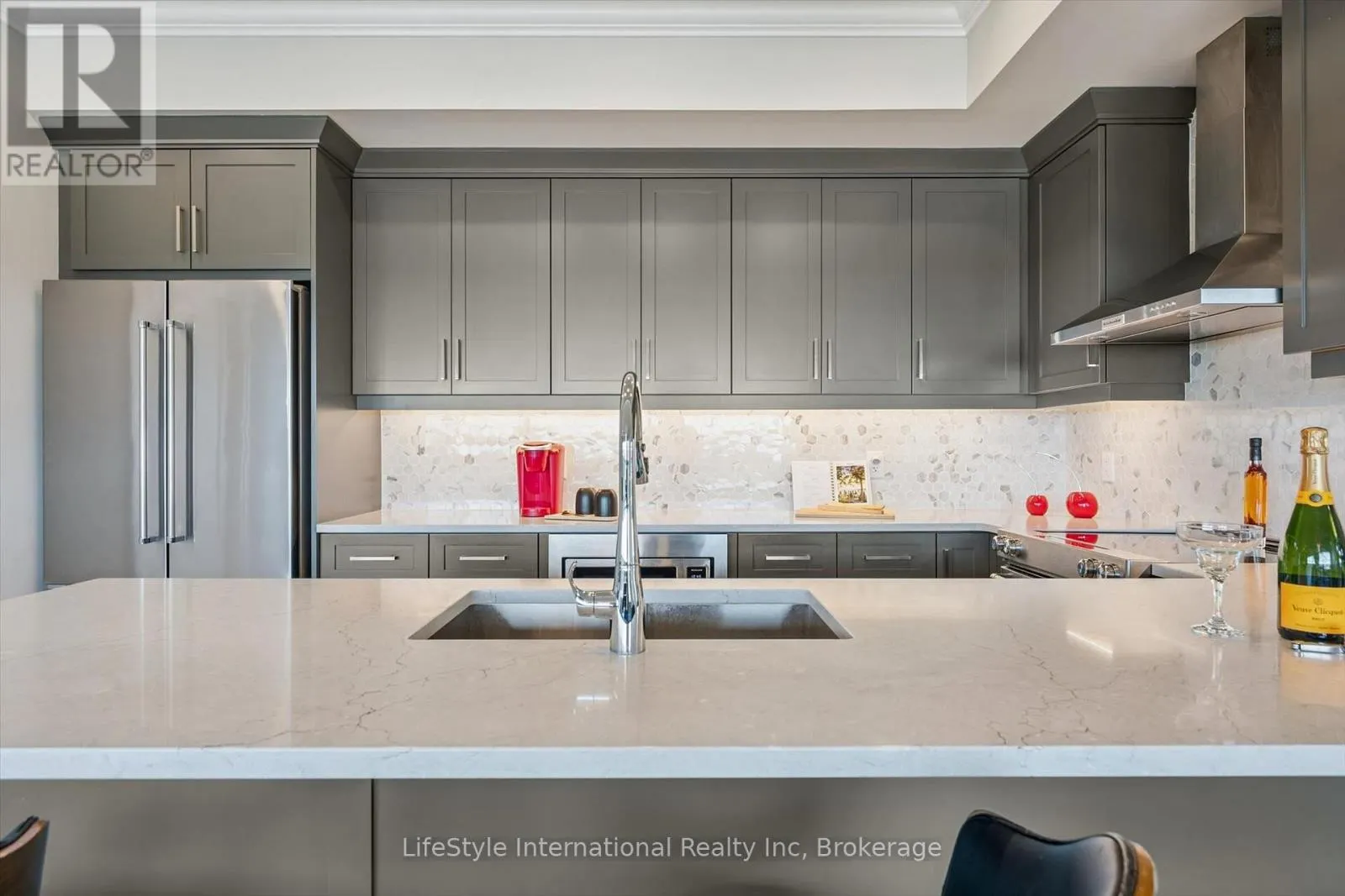 1402 - 1880 GORDON STREET #1402