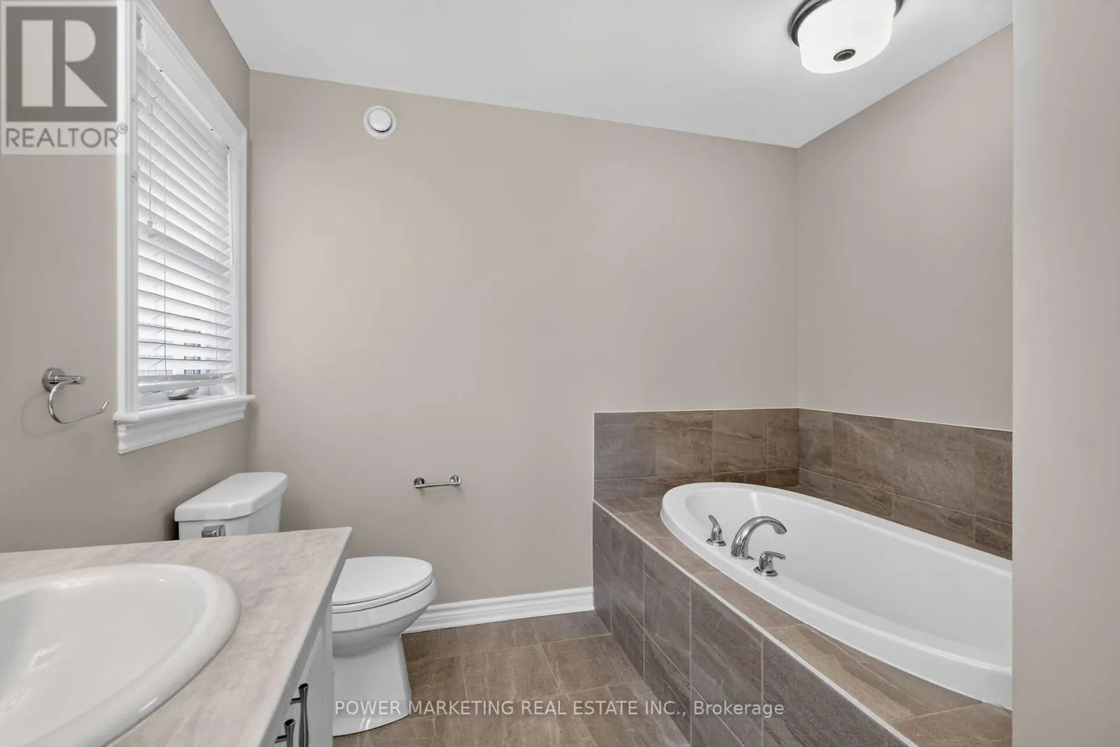 644 CARTOGRAPHE STREET
