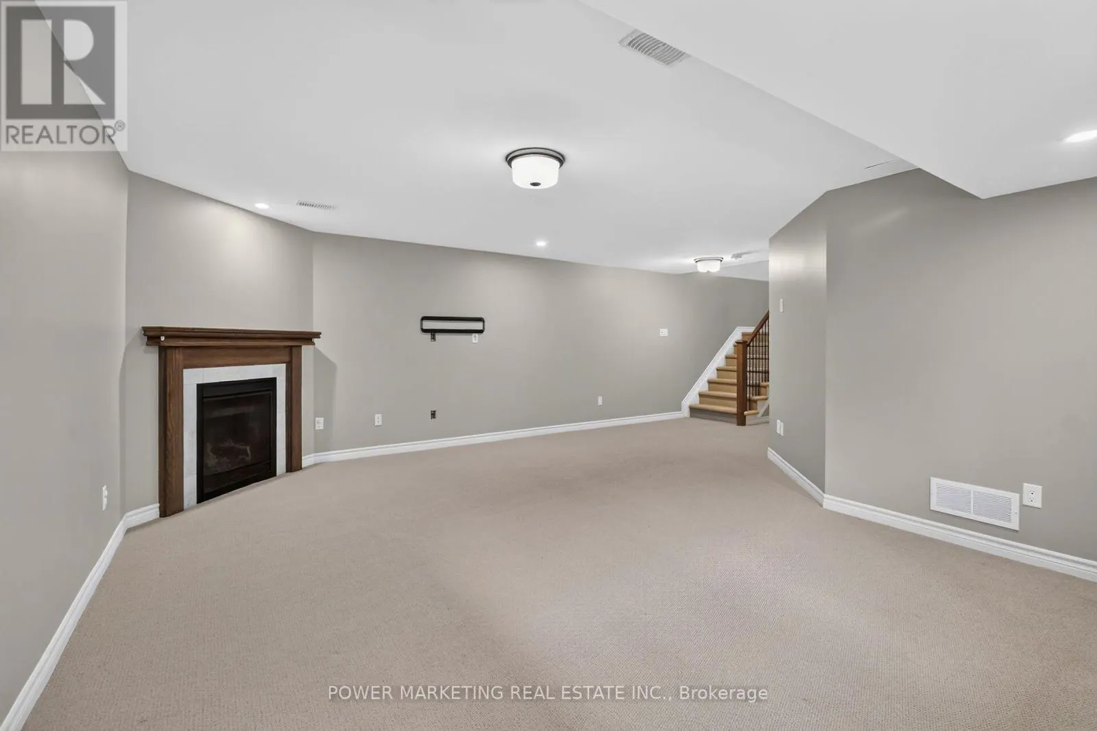 644 CARTOGRAPHE STREET