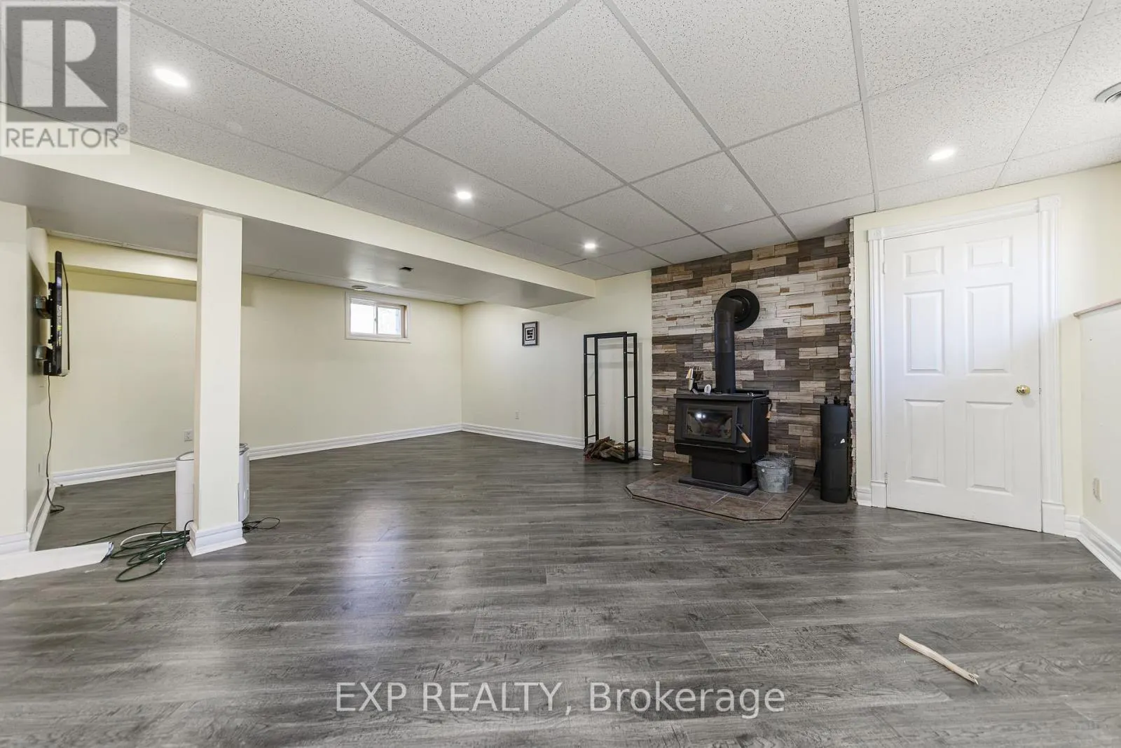841 ROCK ROAD